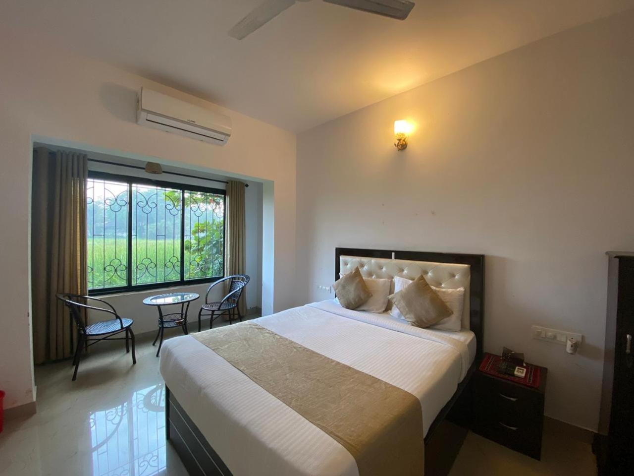 Green Field View Hotel แคนโดลิม ภายนอก รูปภาพ