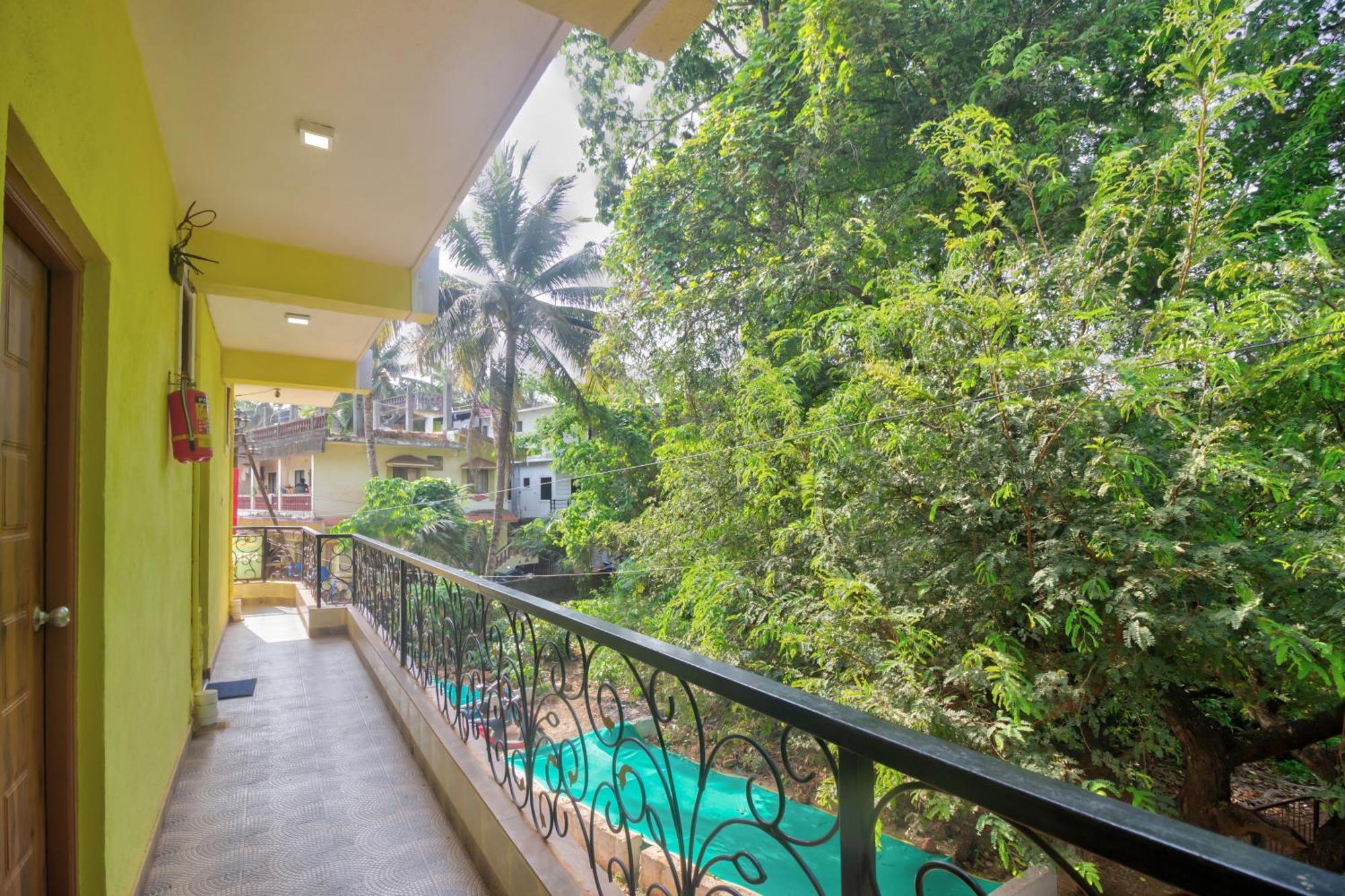 Green Field View Hotel แคนโดลิม ภายนอก รูปภาพ